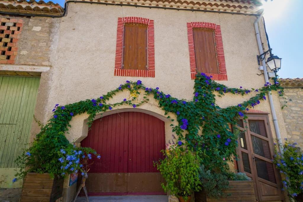 Le Brianyourhosthelper Apartamento Minerve Exterior foto