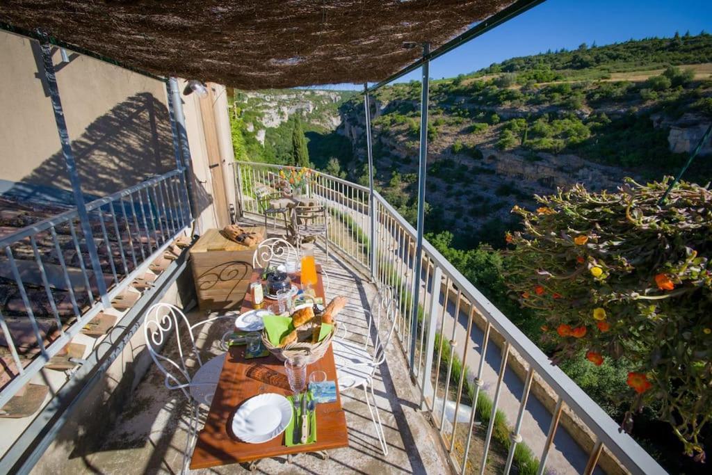 Le Brianyourhosthelper Apartamento Minerve Exterior foto